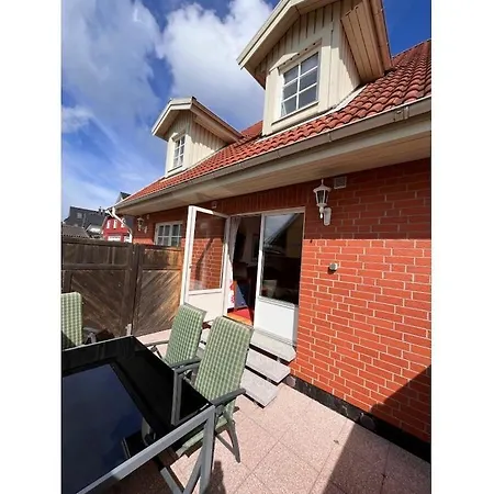 Holiday Home In Zingst With Swimming Pool *